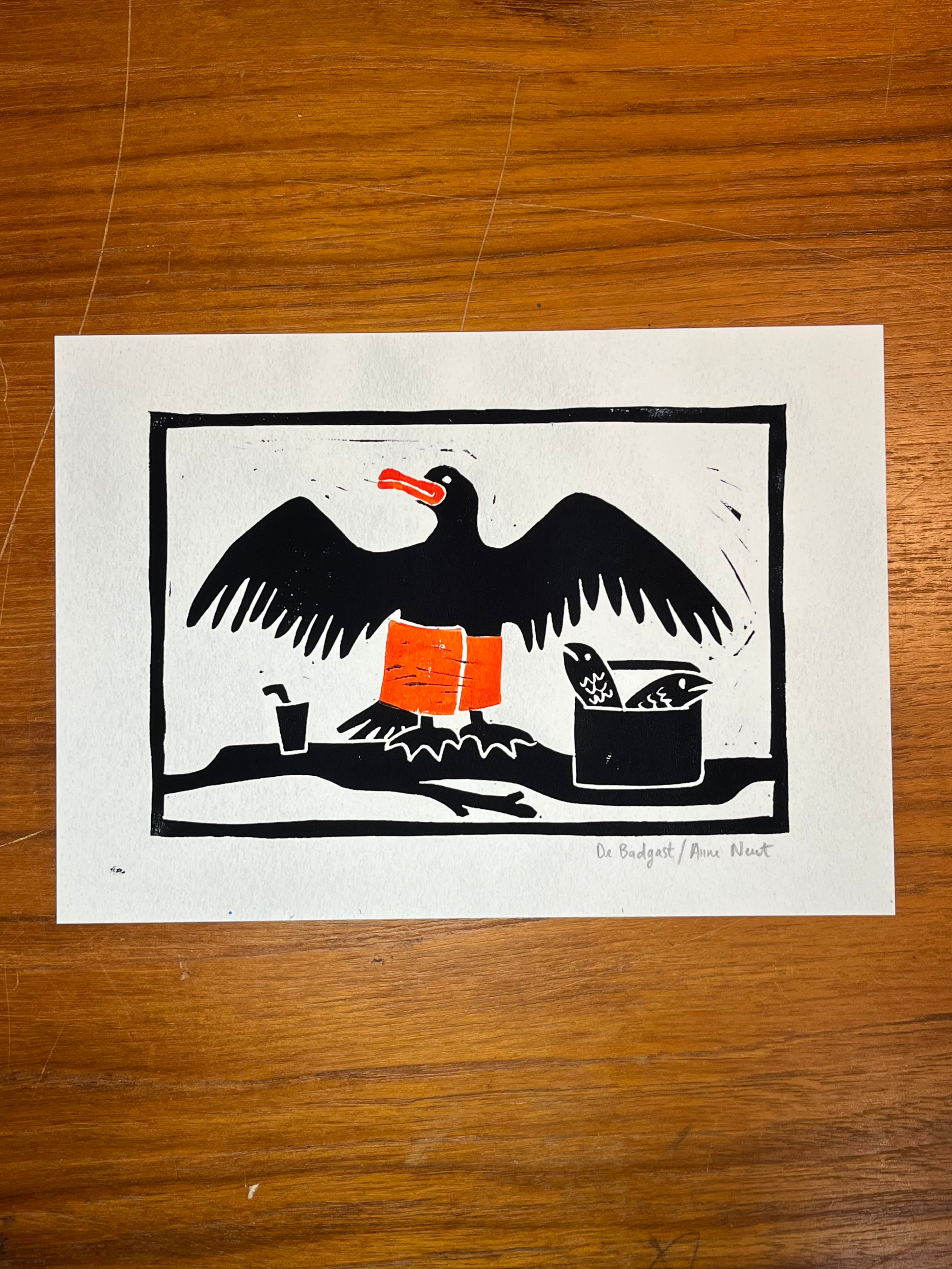 Fine art print van blokdruk lino Aalscholver door Anne Neuteboom cabaretier Anne Neut Boetiek