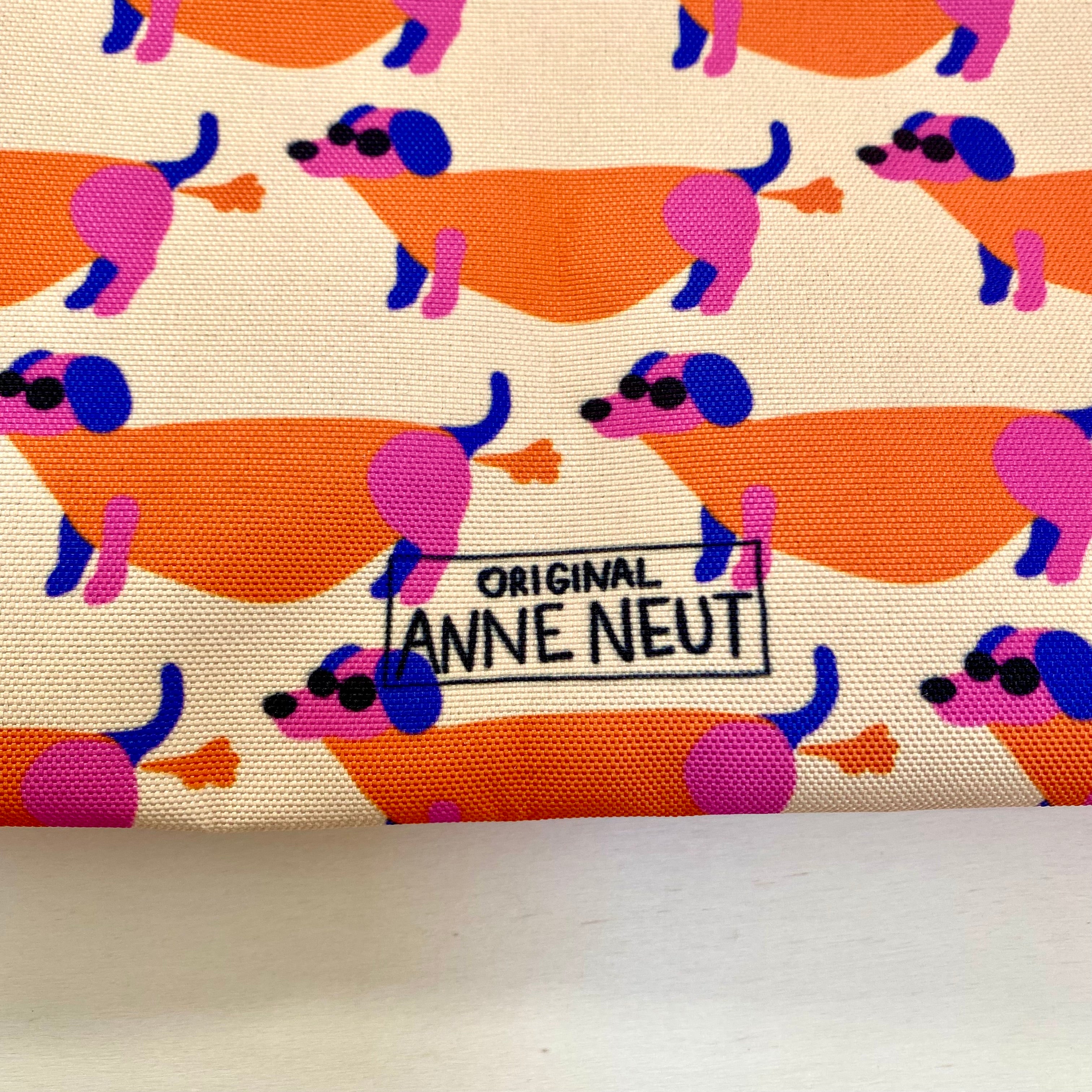 Schoudertas met artwork door Anne Neuteboom cabaretier