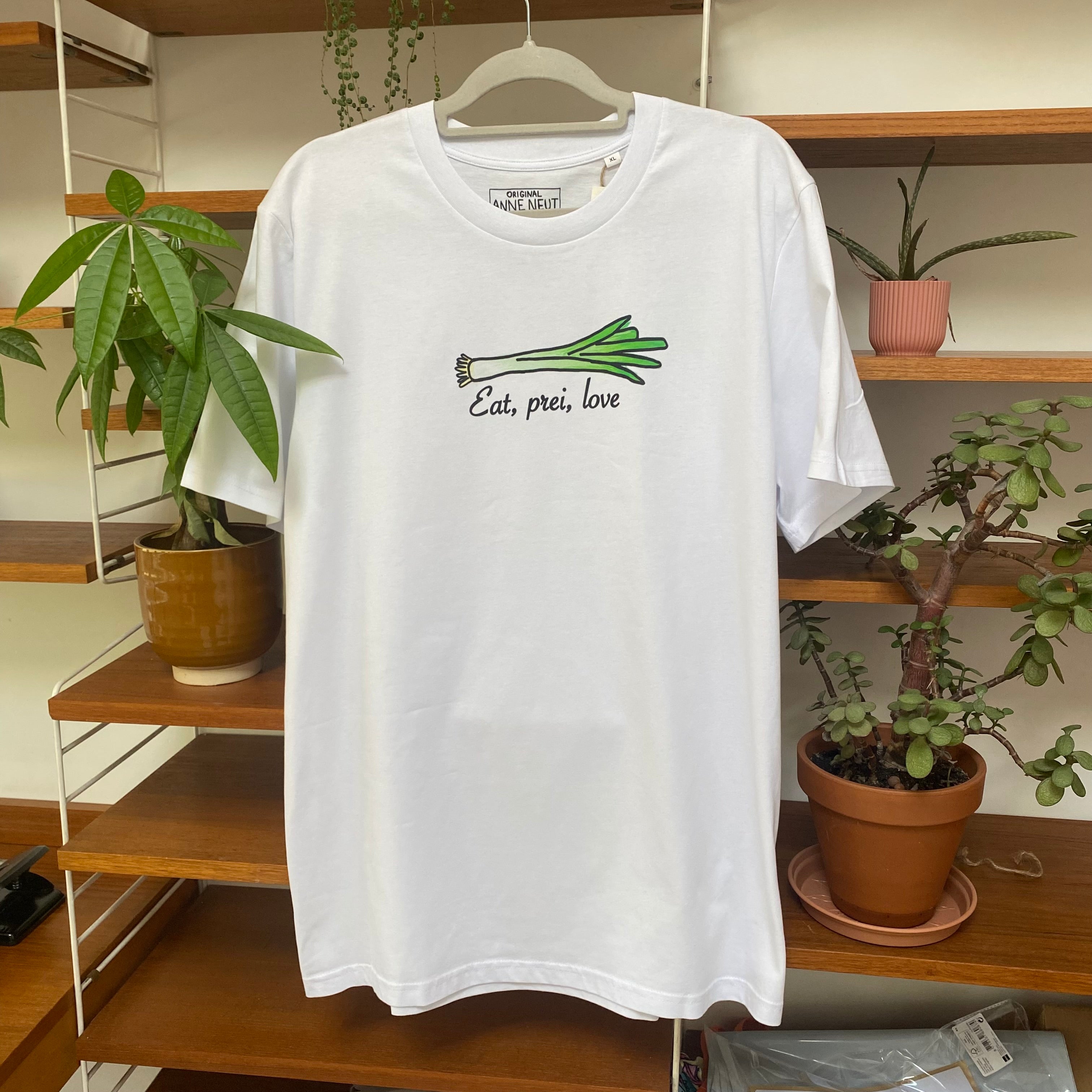 Shirt met artwork door Anne Neuteboom cabaretier Anne Neut Boetiek