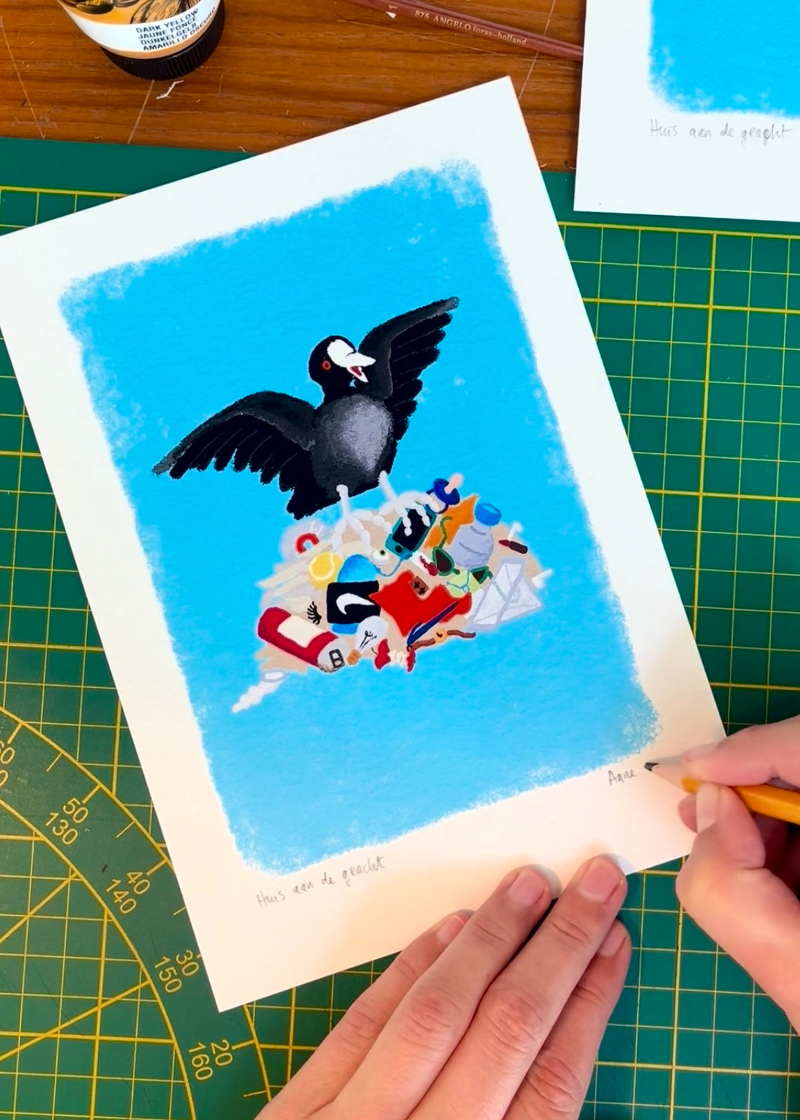 Fine art print van tekening van meerkoet op vuilnisnest door Anne Neuteboom cabaretier Anne Neut Boetiek