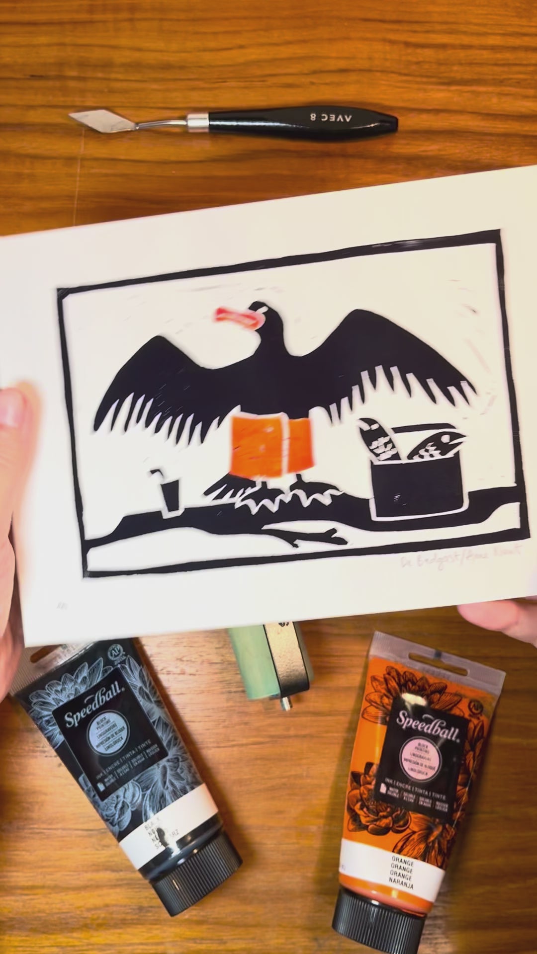 Fine art print van blokdruk lino Aalscholver door Anne Neuteboom cabaretier Anne Neut Boetiek