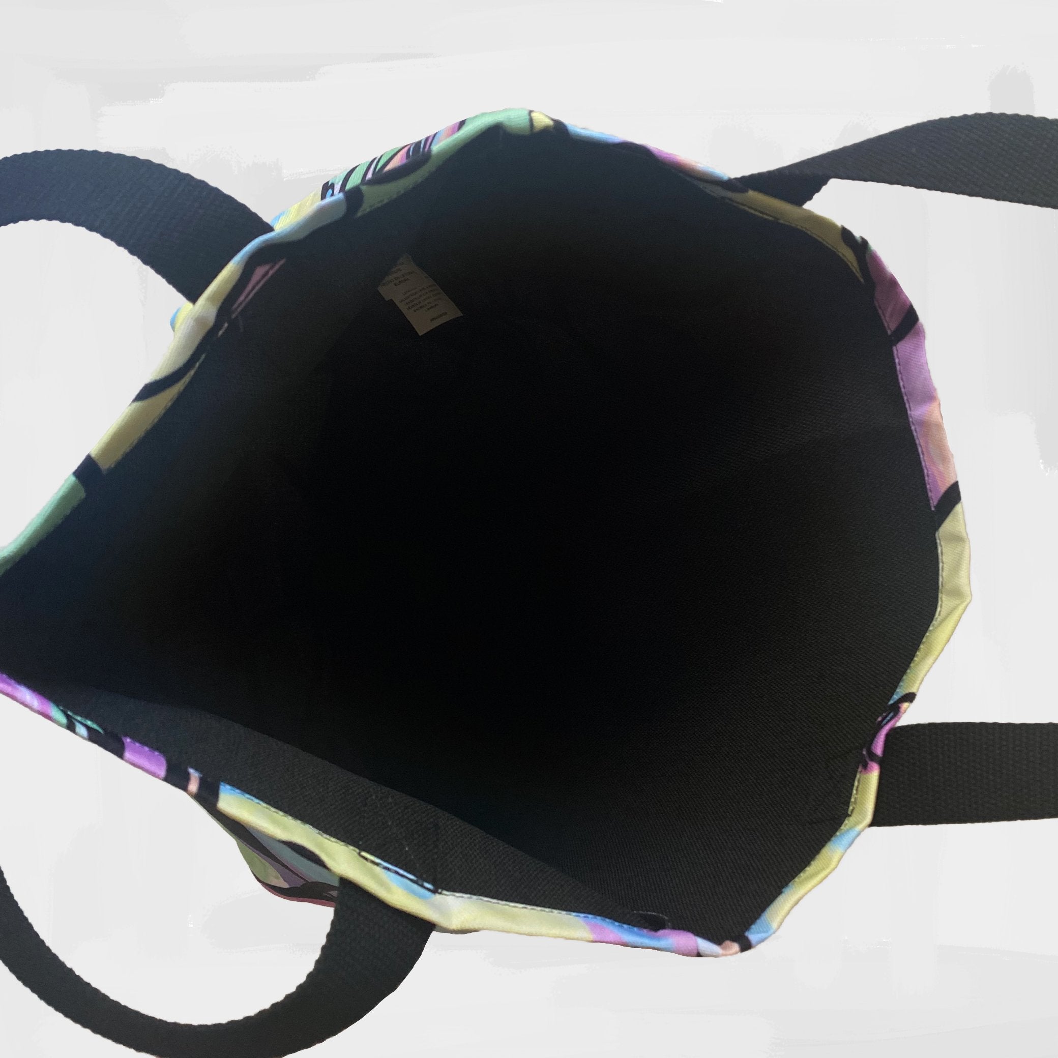 Tote bag met tekening van kauwende geiten door Anne Neuteboom cabaretier in Anne Neut Boetiek