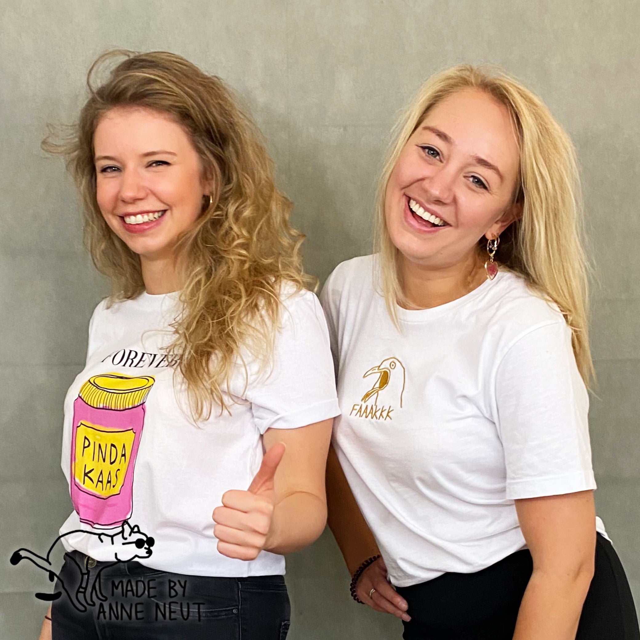 Shirt met tekening van pindakaas door Anne Neuteboom cabaretier in Anne Neut Boetiek