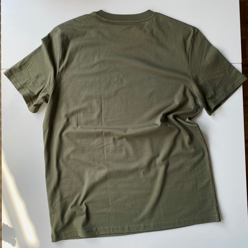 Shirt met tekening van tongende aapjes door Anne Neuteboom cabaretier in Anne Neut Boetiek