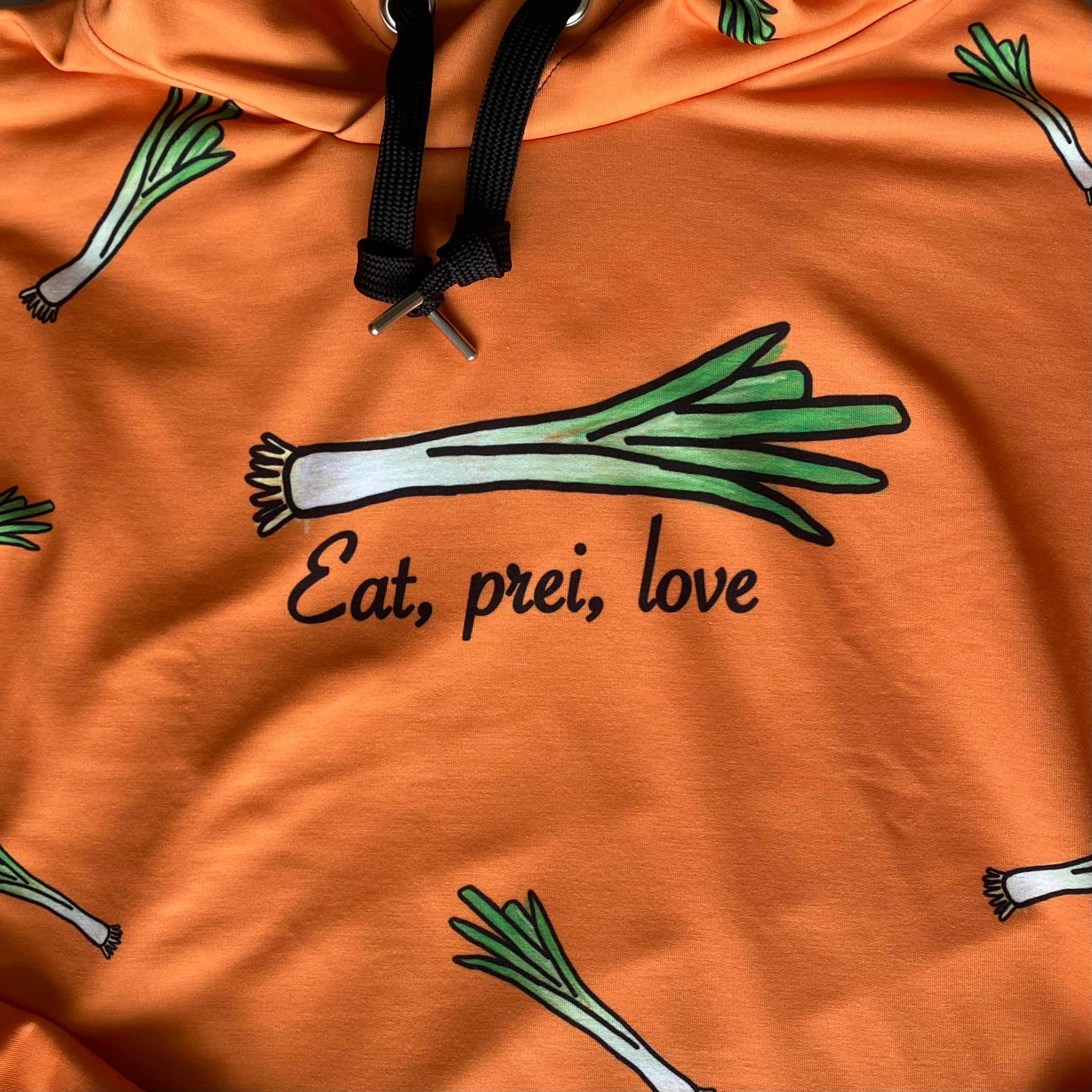 Unisex hoodie met tekening van prei door Anne Neuteboom cabaretier in Anne Neut Boetiek